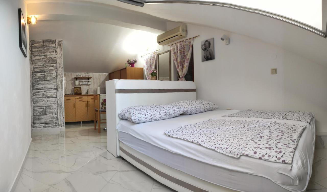 Apartments Sijerkovic تْشيرسيك نوفي المظهر الخارجي الصورة
