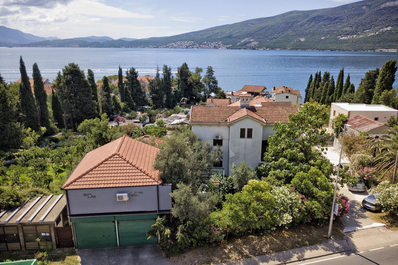 Apartments Sijerkovic تْشيرسيك نوفي المظهر الخارجي الصورة